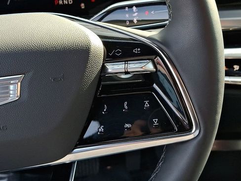 Used 2025 Cadillac Lyriq Sport image 27