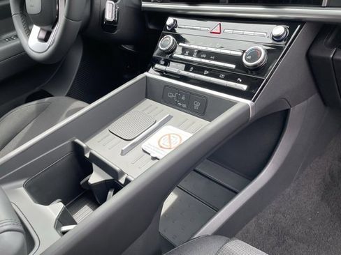 New 2025 Hyundai Santa Fe SE image 30