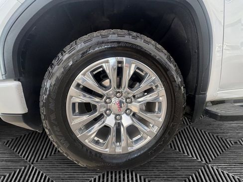 Used 2023 GMC Sierra 1500 Denali w/ Technology Package image 9