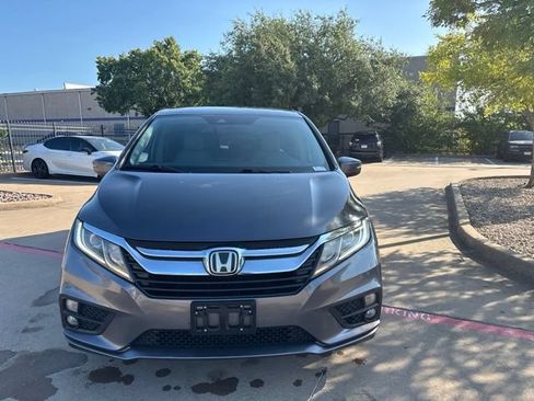 Used 2019 Honda Odyssey EX image 2