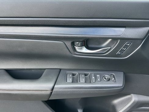 Certified 2025 Honda CR-V Sport-L image 10