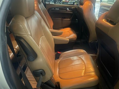 Used 2015 Buick Enclave Leather image 18