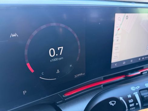 Used 2024 Hyundai Kona N Line image 12