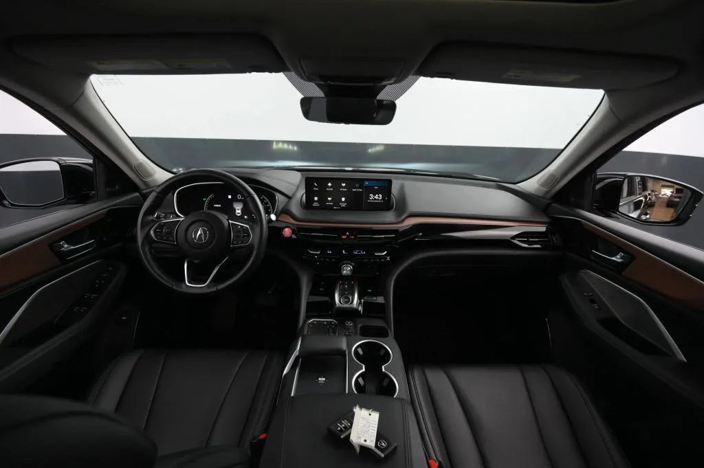 Used 2022 Acura MDX SH-AWD image 30