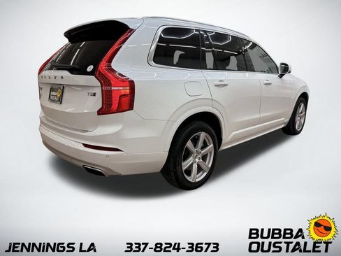 Used 2021 Volvo XC90 T5 Momentum w/ Climate Package AWD/4WD image 5