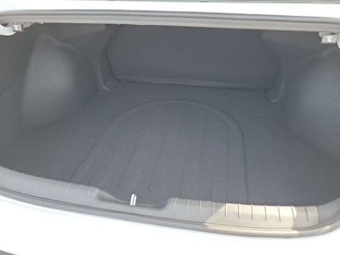 New 2026 Hyundai Elantra Blue image 21