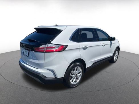 Used 2024 Ford Edge SEL AWD/4WD image 7