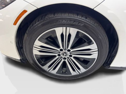 Used 2022 Mercedes-Benz EQS 450+ Sedan image 81