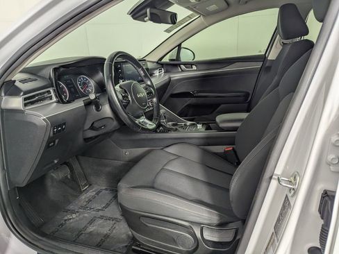 Used 2022 Kia K5 LXS image 11