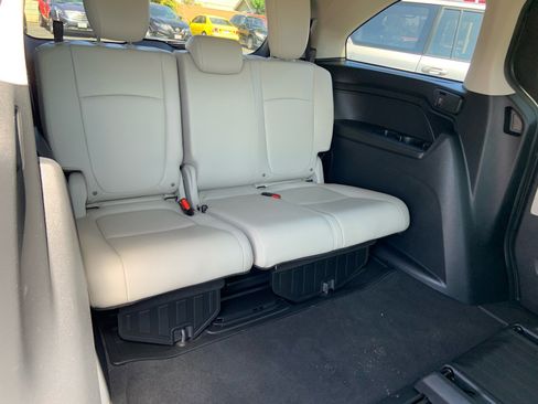 Used 2025 Honda Odyssey EX-L image 9