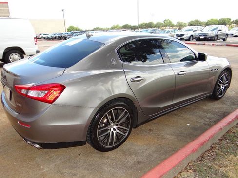 Used 2014 Maserati Ghibli RWD image 5