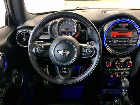 Used 2015 MINI Cooper S image 6