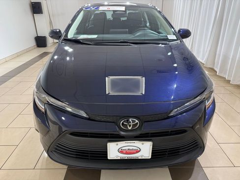 Certified 2024 Toyota Corolla LE image 8