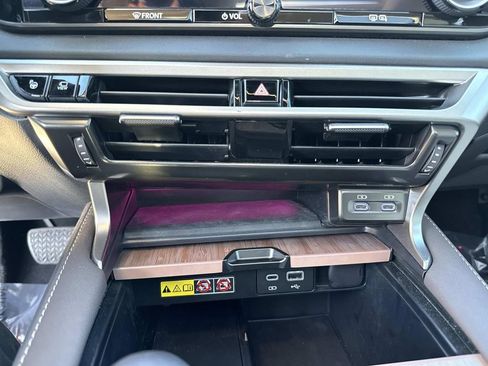 Used 2025 Lexus RX 450h AWD w/ Convenience Package image 34