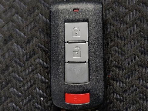 Used 2024 Mitsubishi Eclipse Cross LE AWD/4WD image 32