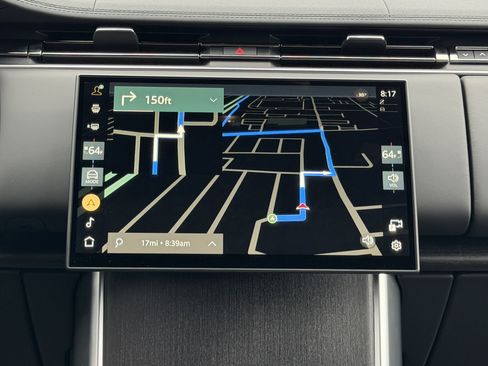 Used 2025 Land Rover Range Rover SE AWD/4WD image 22