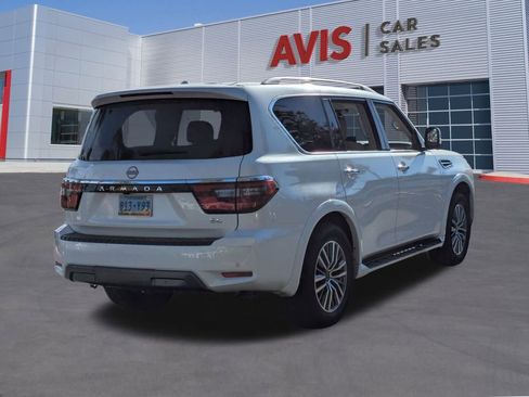 Used 2024 Nissan Armada SL image 6