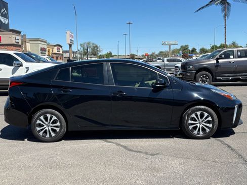 Used 2019 Toyota Prius XLE w/ Advanced Technology Package AWD/4WD image 5