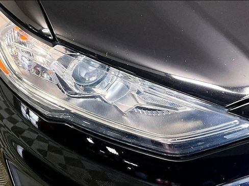 Used 2020 Ford Fusion S FWD image 27