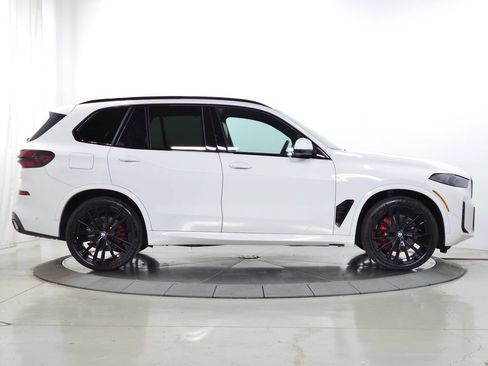 Used 2026 BMW X5 xDrive40i AWD/4WD image 12