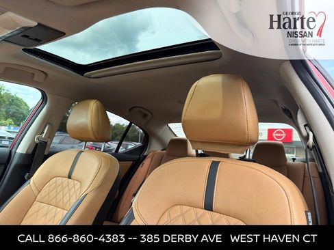 Used 2020 Nissan Sentra SV w/ SV Premium Package FWD image 19