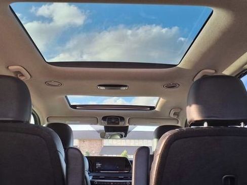 Used 2023 Hyundai Palisade Limited w/ Cargo Package image 25