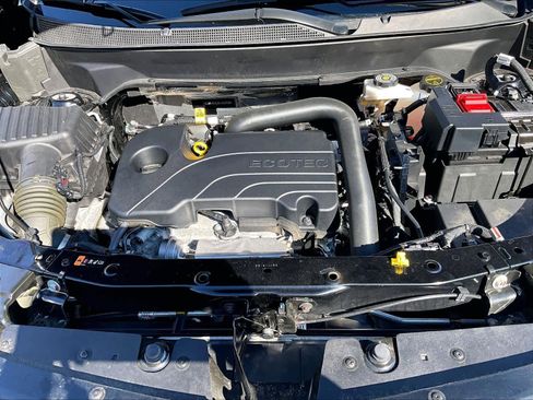 Used 2025 Chevrolet Equinox LT image 35