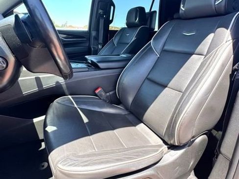 Used 2023 Cadillac Escalade Sport AWD/4WD image 10