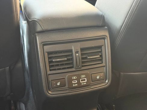 Used 2026 Subaru Outback Touring AWD/4WD image 24