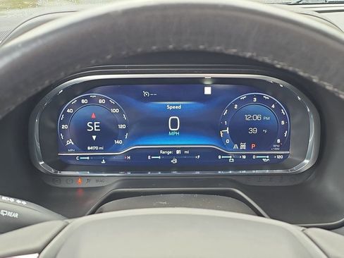 Used 2023 Chevrolet Suburban LT w/ LT Signature Plus Package image 24