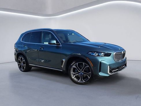 New 2026 BMW X5 xDrive40i image 2