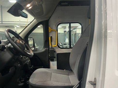 Used 2024 RAM ProMaster 3500 w/ Delivery Van Package image 17