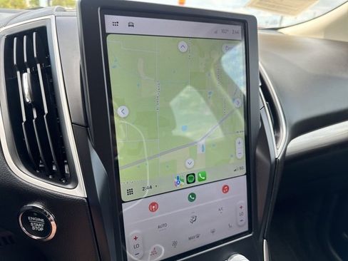 Used 2024 Ford Edge SEL image 3