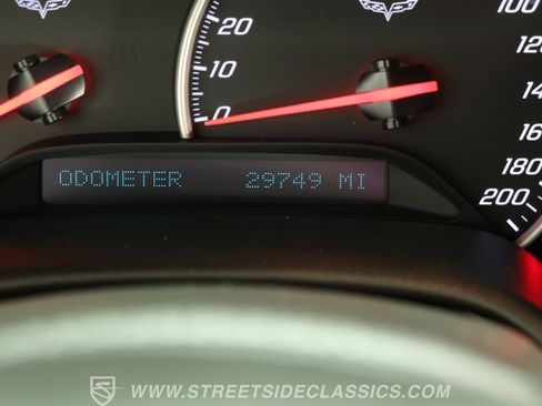 Used 2005 Chevrolet Corvette Coupe w/ Preferred Equipment Group RWD image 38