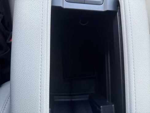 Used 2024 Toyota Grand Highlander AWD image 30