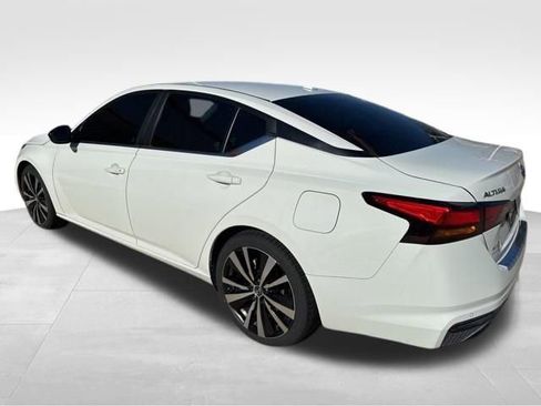 Used 2022 Nissan Altima 2.5 SR image 12