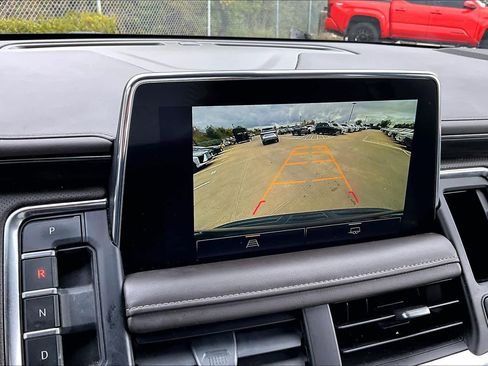 Used 2022 GMC Yukon XL SLT image 27