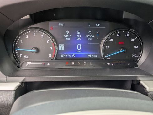 Used 2023 Ford Explorer XLT w/ Equipment Group 202A AWD/4WD image 15