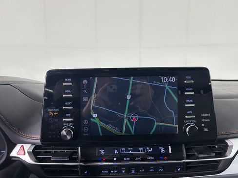 Used 2022 Toyota Sienna XSE image 23