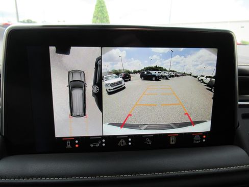 Used 2023 Chevrolet Tahoe Premier w/ Advanced Technology Package RWD image 34