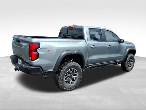 New 2026 Chevrolet Colorado ZR2 w/ Technology Package AWD/4WD image 3