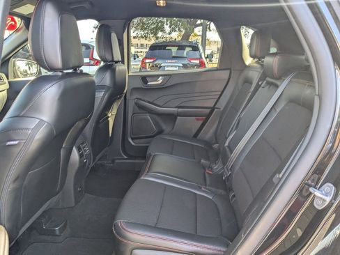 Used 2025 Ford Escape ST-Line image 14