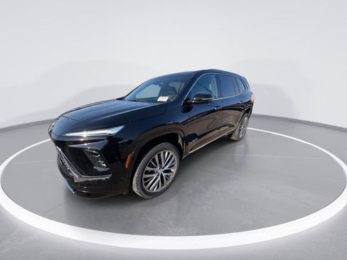 New 2026 Buick Enclave Avenir w/ Super Cruise Package FWD image 4