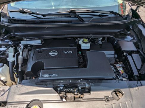 Used 2015 Nissan Pathfinder S FWD image 24