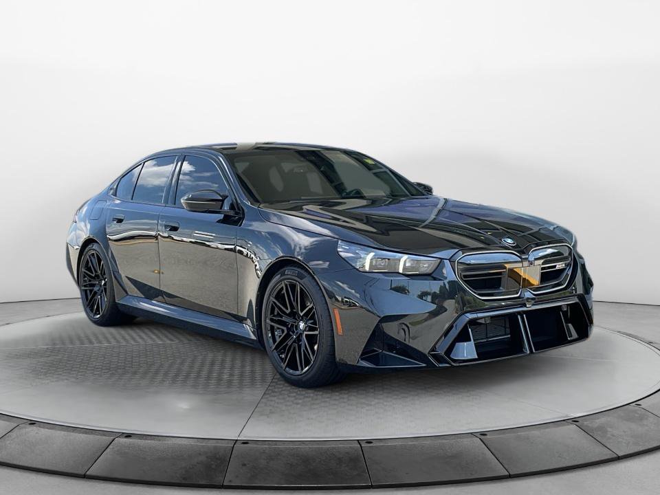 Used 2026 BMW M5 w/ Executive Package AWD/4WD image 1