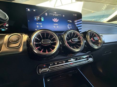 New 2026 Mercedes-Benz GLB 250 4MATIC image 41