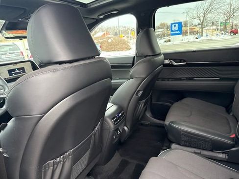 Used 2025 Hyundai Palisade Calligraphy image 35