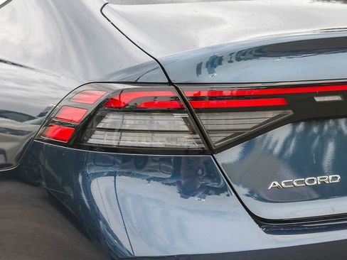 Used 2024 Honda Accord EX image 11