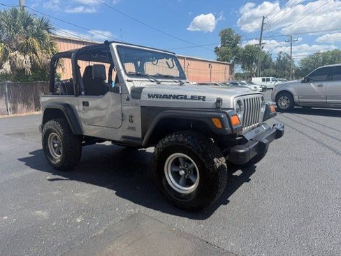 Used 2000 Jeep Wrangler SE AWD/4WD image 3