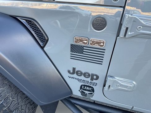 Used 2019 Jeep Wrangler Sport image 29